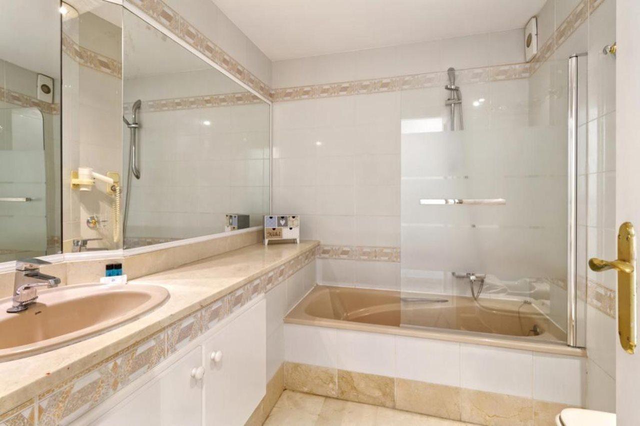 Heritage Resorts At Matchroom Fuengirola Luaran gambar